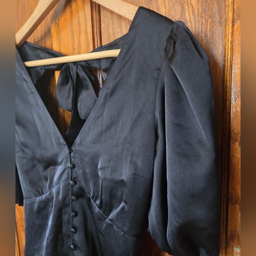 Abercrombie Open Back Top with Two Bow Ties Silky… - image 7